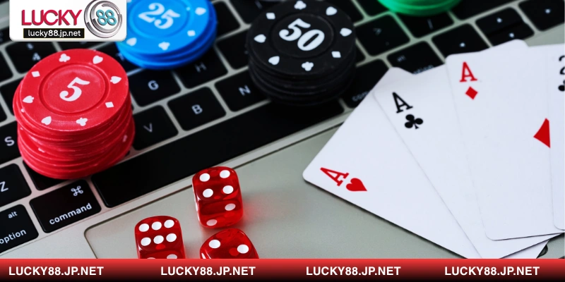 Nguồn gốc ra đời và luật chơi chi tiết của bài Phỏm